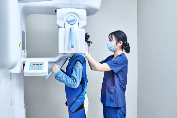 Best Emergency Dental Extractions in River Park, FL